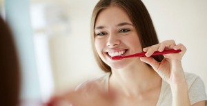 Dişlerin Hangi Sıklıkta Fırçalanması Gerekir