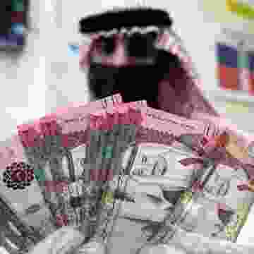 Suudi Arabistan'ın döviz rezervi 50 milyar dolar azaldı