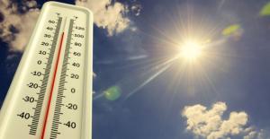 Türkiye Sıcak Havaları Bekliyor: Önümüzdeki 3 Ay Mevsim Normalleri Üzerinde Devam Edecek