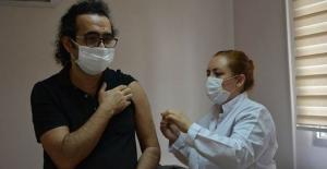 Çin'den Gelen Kovid-19 Aşısı İzmir'de Uygulandı