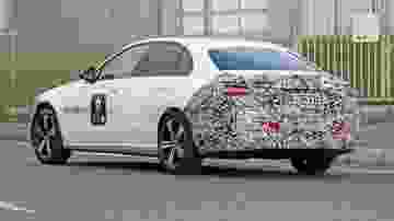 Mercedes C-Serisi 4