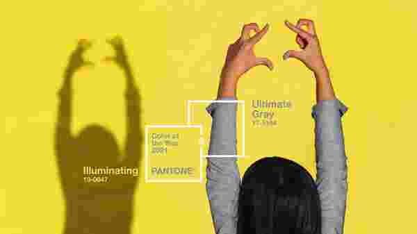 Pantone 2021 rengi olarak ultimate gri ve canlı sarıyı açıkladı
