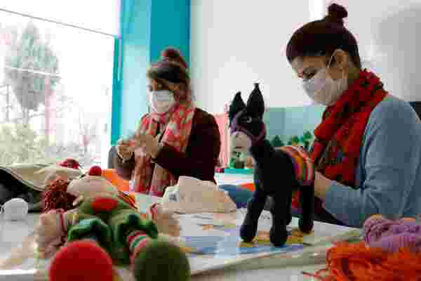 Diyarbakırlı kadınlar amigurumi tekniği ile ürettikleri oyuncaklarla İngiltere ye açıldı #3