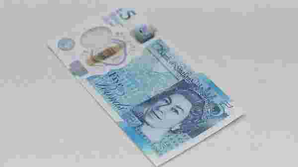 Kraliçe sonrası İngiltere'de banknotlar da değişecek - 1