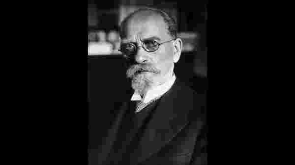 Edmund Husserl