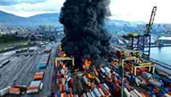 İskenderun Limanı'ndaki yangın havadan görüntülendi